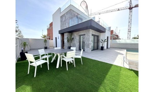 Resale - Villas -
Pilar de la Horadada