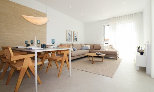 Återförsäljning - Radhus -
Pilar de la Horadada