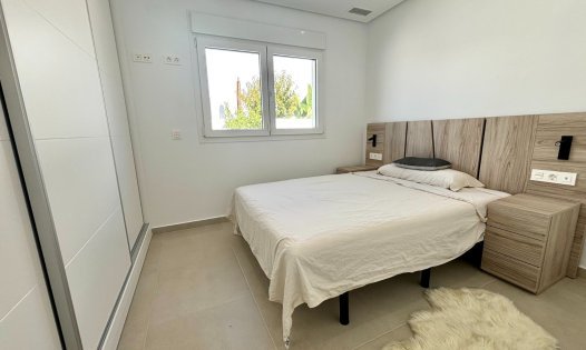 Återförsäljning - Villor -
Rojales