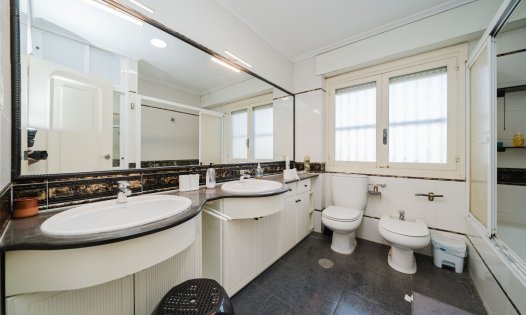 Resale - Country Houses -
ALICANTE - Alicante