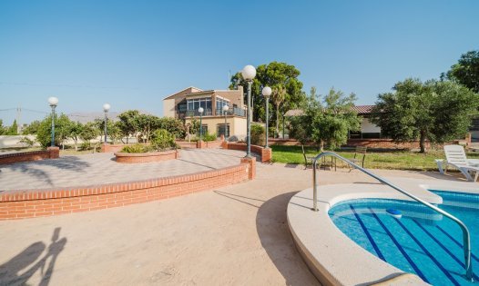 Resale - Country Houses -
ALICANTE - Alicante