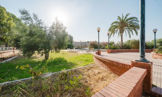 Resale - Country Houses -
ALICANTE - Alicante