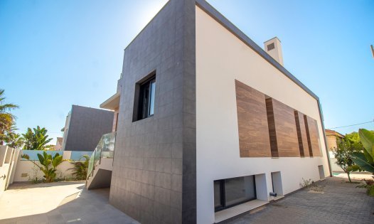 Herverkoop - Villa's -
Torrevieja - La Mata - Torrevieja