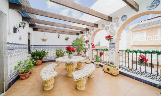 Resale - Villas -
Guardamar del Segura