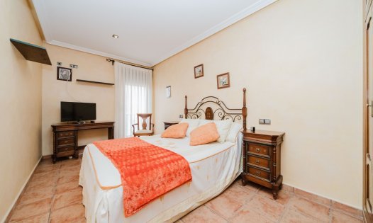Resale - Villas -
Guardamar del Segura