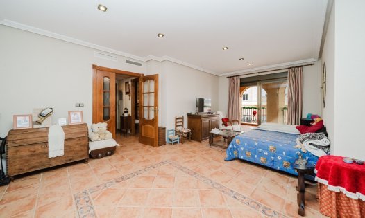 Resale - Villas -
Guardamar del Segura