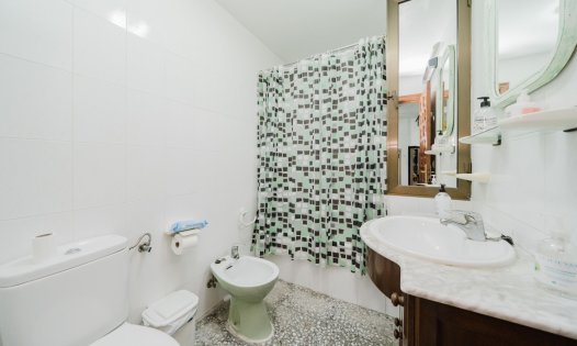 Resale - Villas -
Guardamar del Segura