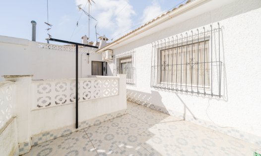 Segunda mano - Bungalows -
Pilar de la Horadada