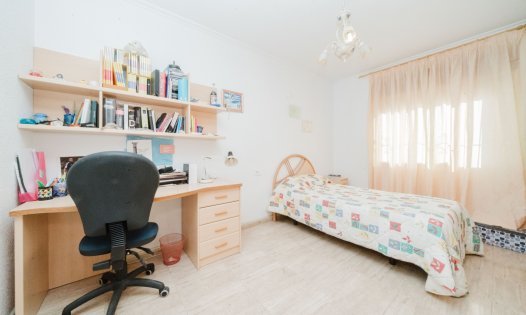 Segunda mano - Bungalows -
Pilar de la Horadada