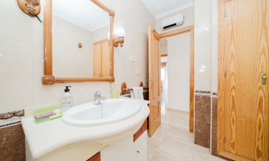 Segunda mano - Casas Adosadas -
Pilar de la Horadada