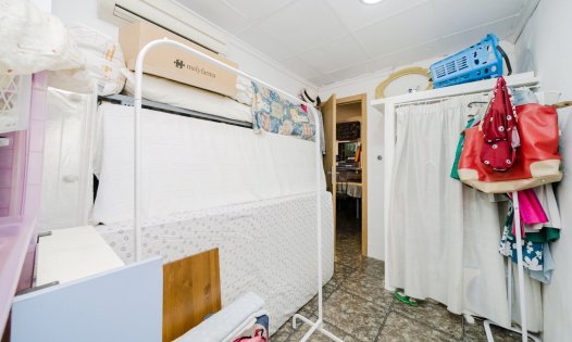 Segunda mano - Locales comerciales -
Torrevieja - Centro - Torrevieja