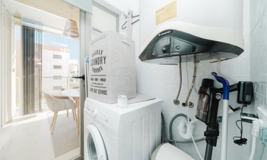 Resale - Apartments -
Orihuela Costa - Villamartín