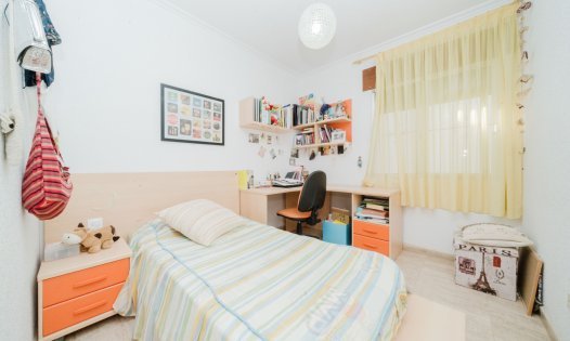 Segunda mano - Casas Adosadas -
Pilar de la Horadada