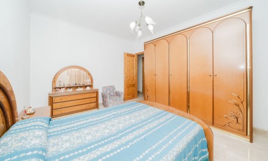 Segunda mano - Casas Adosadas -
Pilar de la Horadada