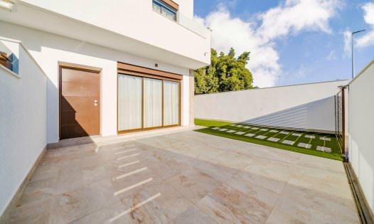 Segunda mano - Casas Adosadas -
Pilar de la Horadada