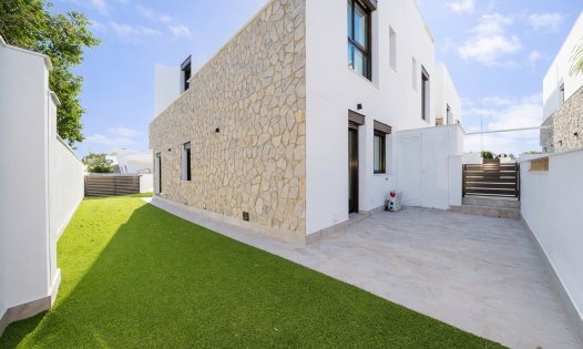 Segunda mano - Casas Adosadas -
Pilar de la Horadada