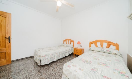 Återförsäljning - Hus på landet -
Guardamar del Segura