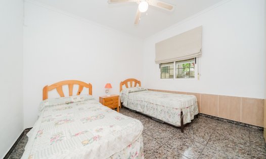 Återförsäljning - Hus på landet -
Guardamar del Segura