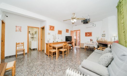 Återförsäljning - Hus på landet -
Guardamar del Segura