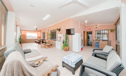 Återförsäljning - Hus på landet -
Guardamar del Segura