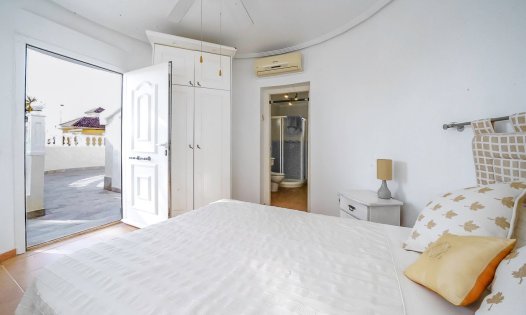 Wiederverkauf - Villen -
Pilar de la Horadada - Pinar de Campoverde