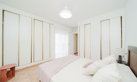 Herverkoop - Rijtjeshuizen -
San Pedro del Pinatar - El Moj&oacute;n