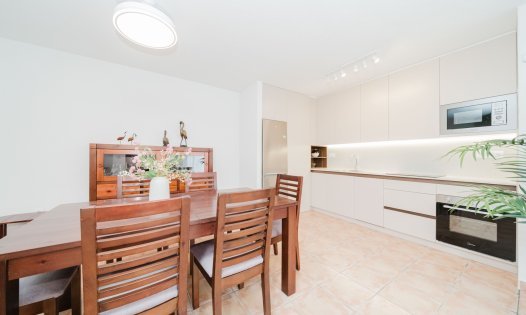 Herverkoop - Rijtjeshuizen -
San Pedro del Pinatar - El Moj&oacute;n