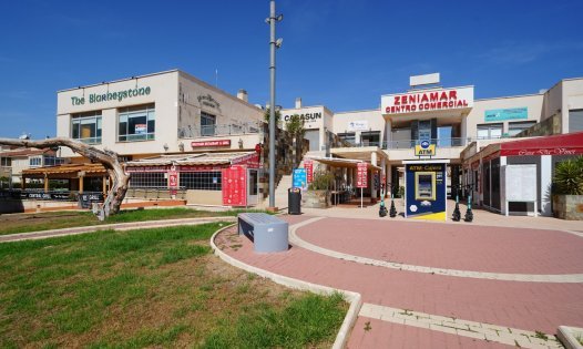 Återförsäljning - Villor -
Orihuela Costa - La Florida