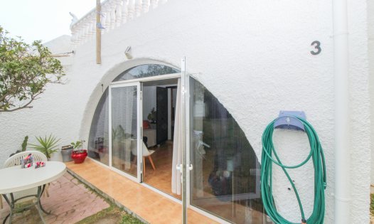 Återförsäljning - Villor -
Orihuela Costa - La Florida