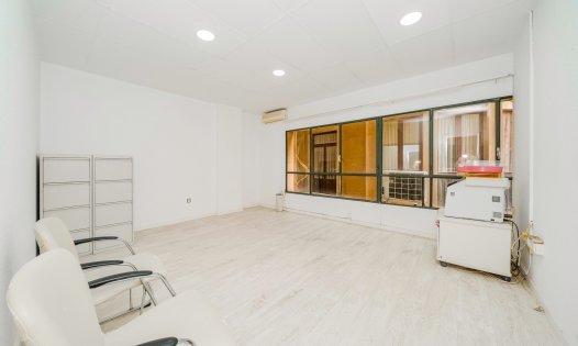 Wiederverkauf - Standorte -
Murcia