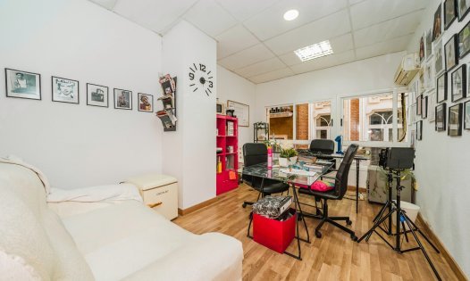 Wiederverkauf - Standorte -
Murcia