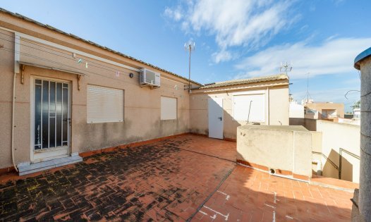 Wiederverkauf - Reihenhäuser -
Alcázares, Los - Los Narejos