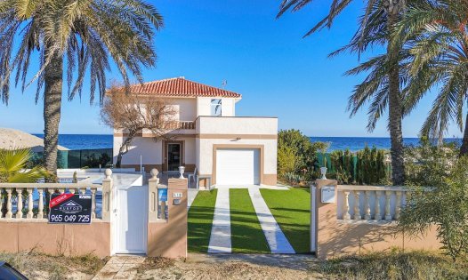 Återförsäljning - Villor -
San Javier - La Manga del Mar Menor