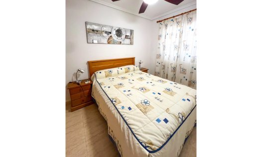 Wiederverkauf - Bungalows -
Pilar de la Horadada - Mil Palmeras