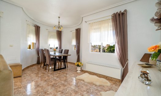 Herverkoop - Penthouses -
Orihuela Costa - Villamartín