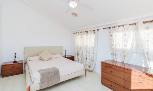 Revente - Maisons mitoyennes -
Torrevieja - La Veleta - Torrevieja