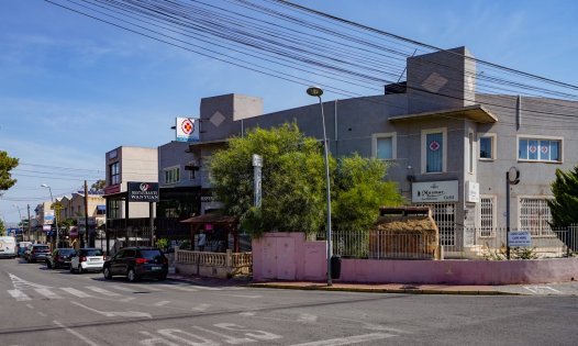 Revente - Maisons mitoyennes -
Orihuela Costa - La Regia