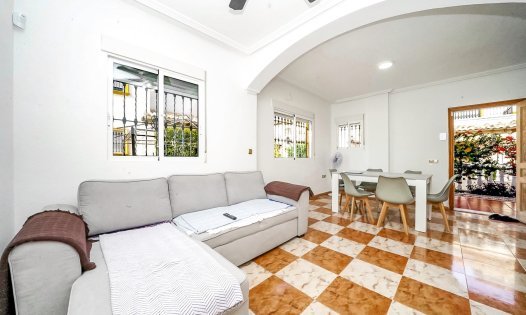 Revente - Maisons mitoyennes -
Orihuela Costa - La Regia