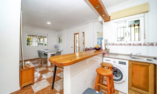 Revente - Maisons mitoyennes -
Orihuela Costa - La Regia