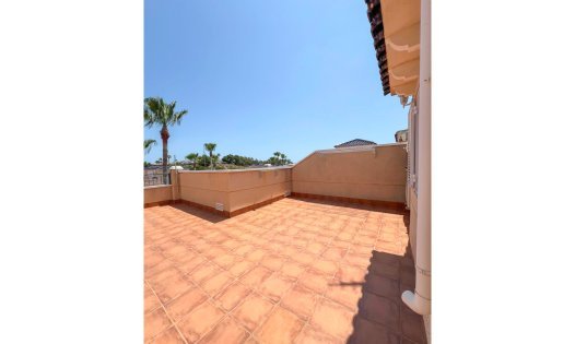 Återförsäljning - Bungalows -
Pilar de la Horadada - Mil Palmeras