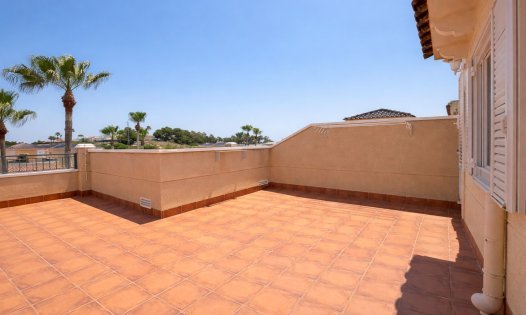 Återförsäljning - Bungalows -
Pilar de la Horadada - Mil Palmeras