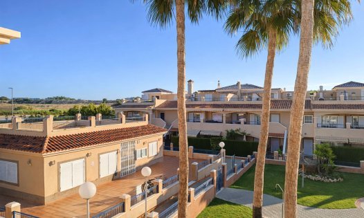 Återförsäljning - Bungalows -
Pilar de la Horadada - Mil Palmeras