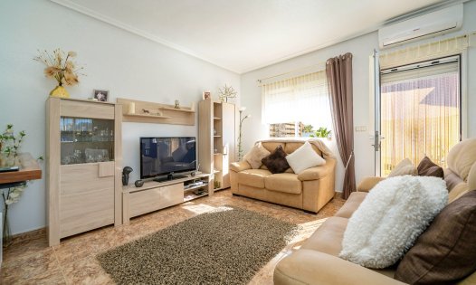 Återförsäljning - Takvåningar -
Orihuela Costa - Villamartín