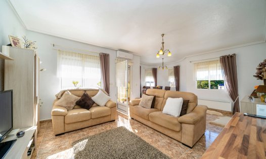 Återförsäljning - Takvåningar -
Orihuela Costa - Villamartín