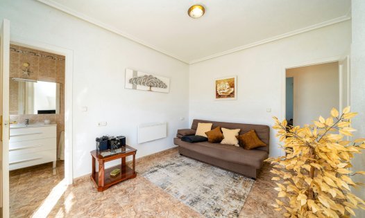 Återförsäljning - Takvåningar -
Orihuela Costa - Villamartín