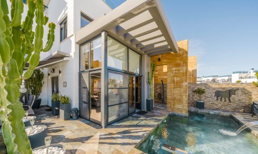 Segunda mano - Villas de lujo -
Orihuela Costa - Lomas de Cabo Roig