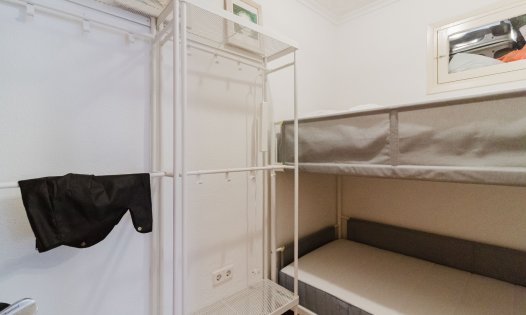 Resale - Bungalows -
Los Nietos