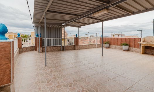 Resale - Bungalows -
Los Nietos