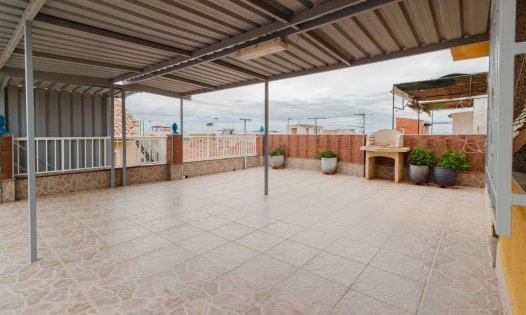 Resale - Bungalows -
Los Nietos