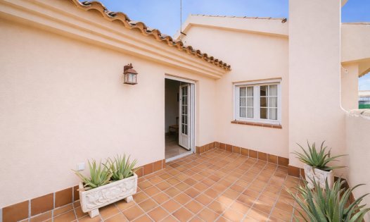 Videresalg - Villaer -
Santiago de la Ribera